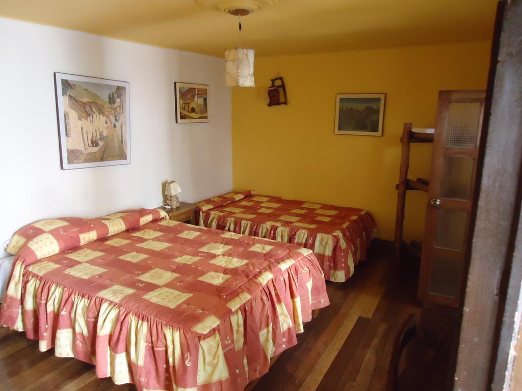 Posada Junco Y Capuli Huancayo Room photo